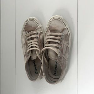 Superga Womens Size 37 Tan and Cream Sneakers